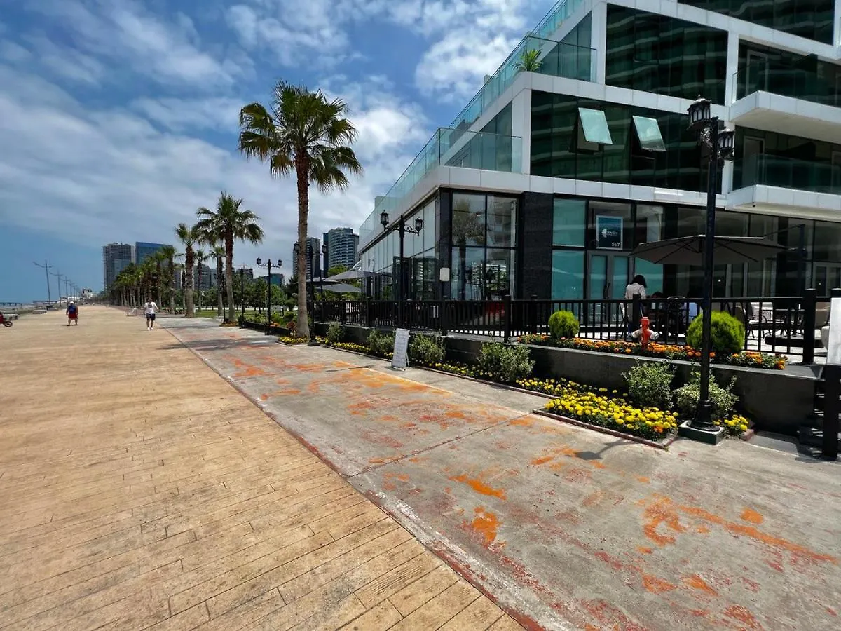 Studio De-Luxe By The Sea, Batumi View 0*,